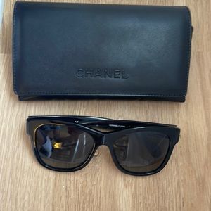 chanel sunglass